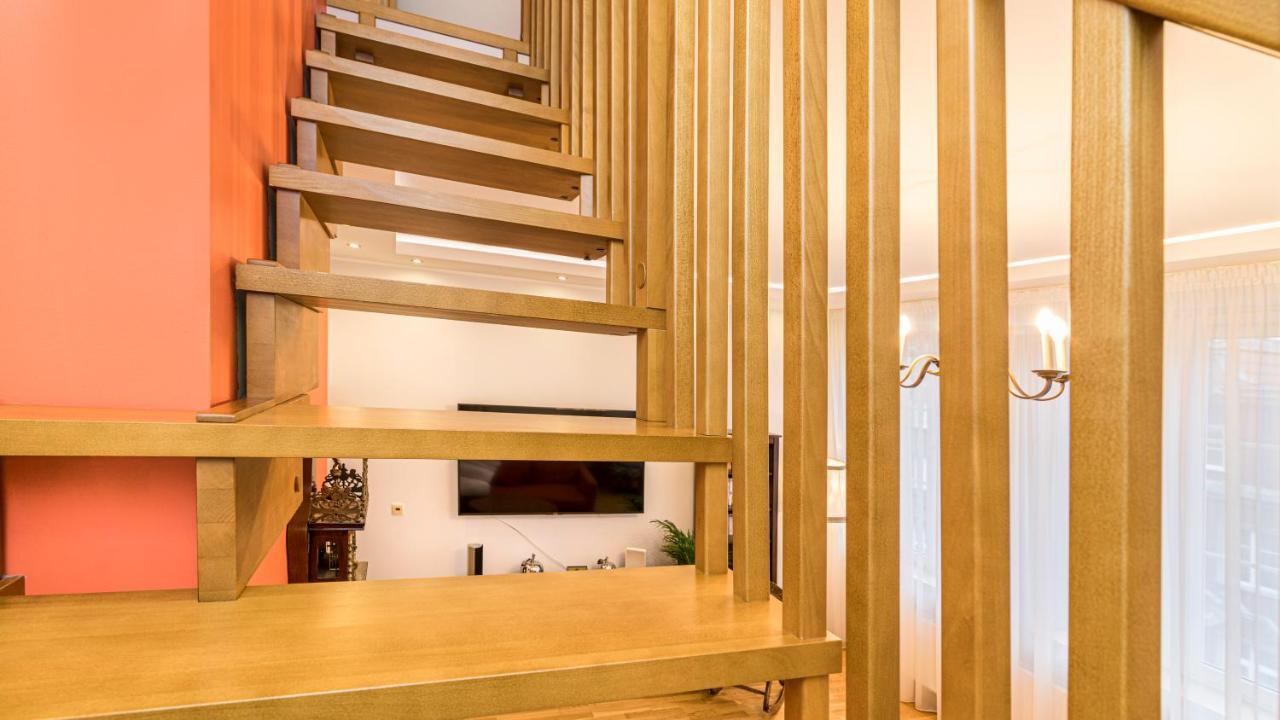Maya'S Flats & Resorts - Old Town Dluga 72 Maisonette 格但斯克 外观 照片